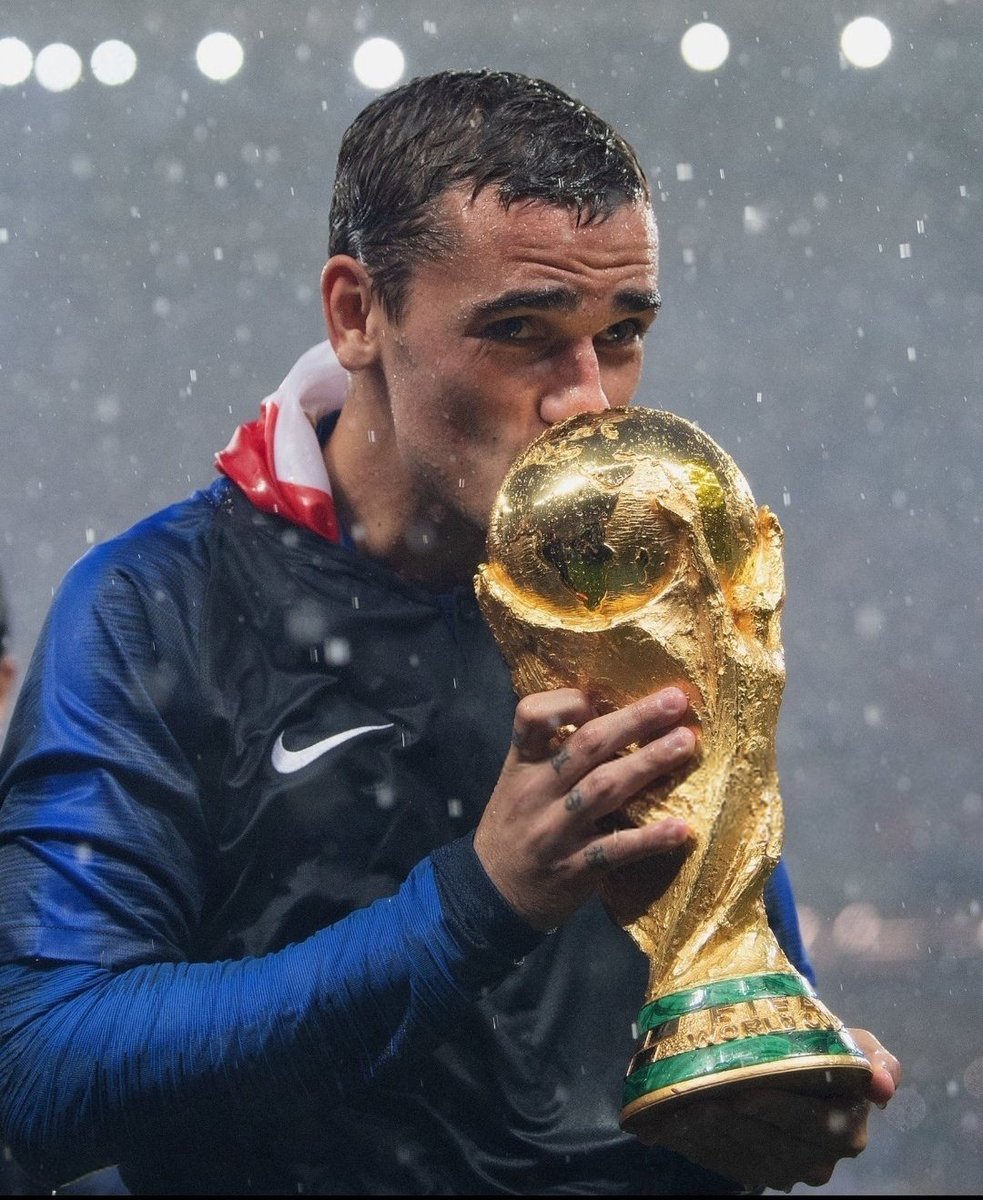 Tweet risqué : Le joueur indispensable à l'équipe de France n'était pas Mbappé mais bien Griezmann.

#FRACRO