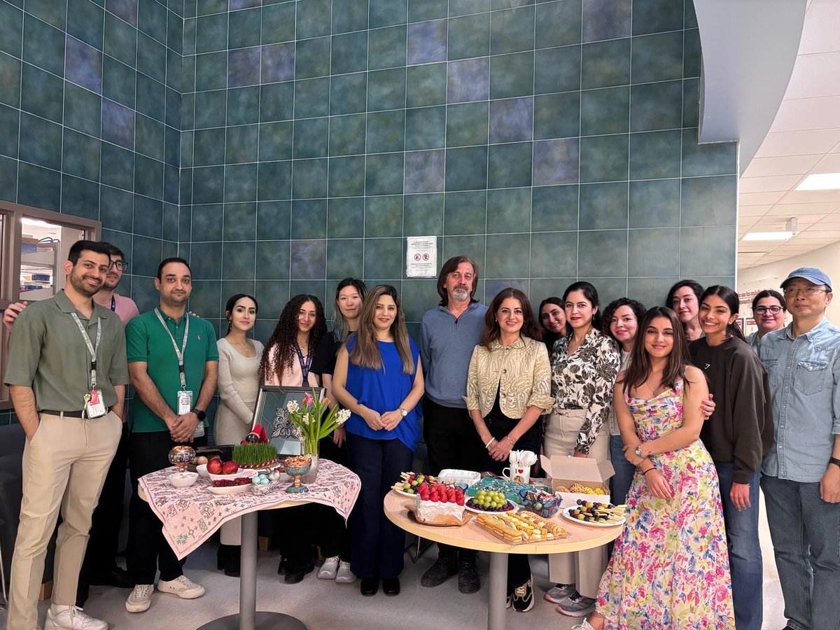 arezujahanilab's tweet image. Happy Nowruz from the lab! Wishing everyone a wonderful season and a beautiful spring. Happy New Year to all who celebrate. 🌷🌷🌷