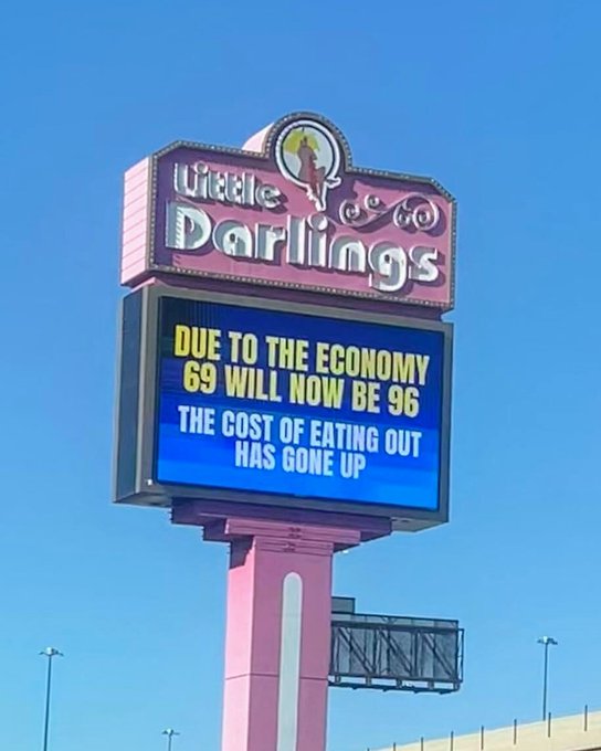 Watch Las Vegas Locally 🌴's leaked NSFW photo on TwXstars