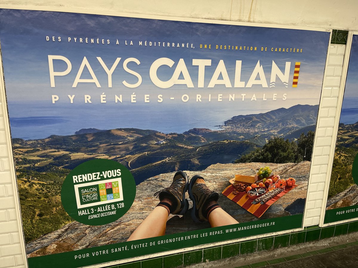 Benvolgut delegat, aquest argument no gosa dir-lo ni l'administració francesa que es vanta de "País Català" a la publicitat institucional del Metro de París. De res.