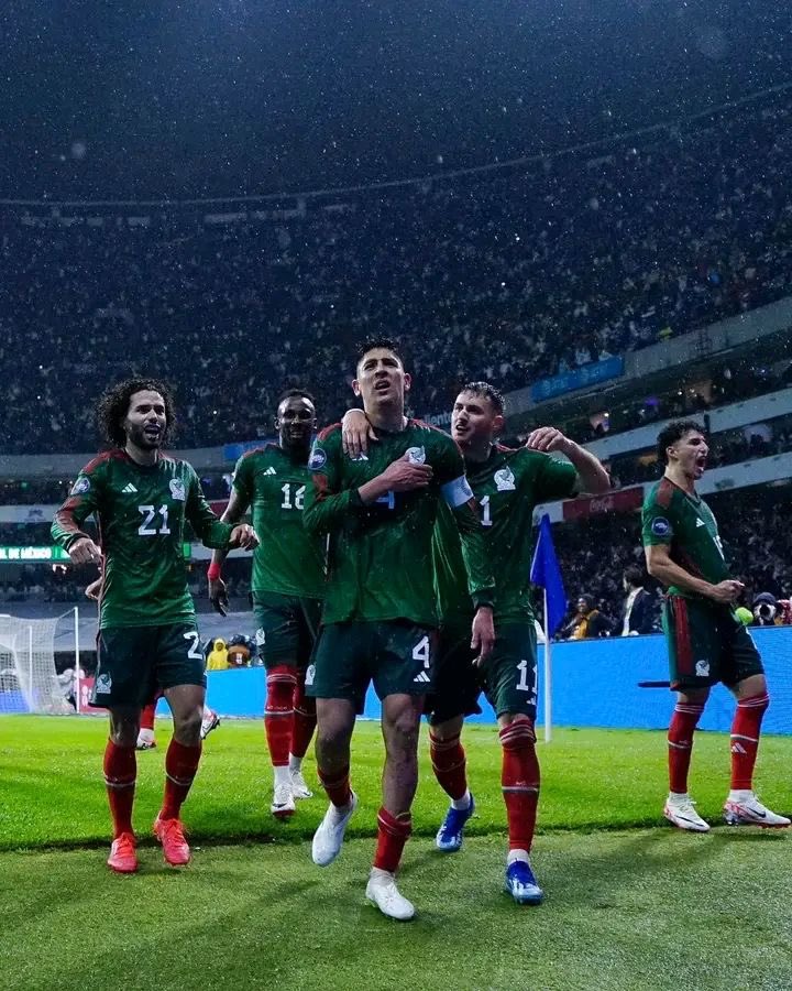 Si hoy la Selección Mexicana 🇲🇽 le gana a Canadá 🇨🇦, voy a sortear $5,000MX entre los RT 🔂 de esta publicación.

Solo participan seguidores