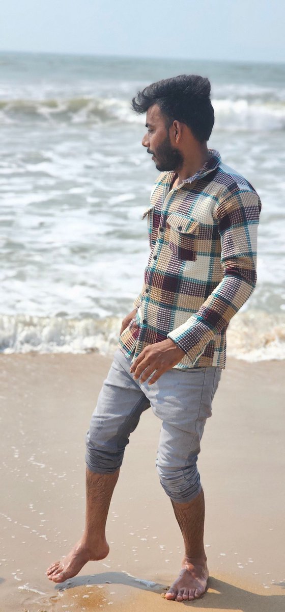 mithleshsahu9's tweet photo. सैर कर दुनिया की ग़ाफ़िल ज़िंदगानी फिर कहाँ
ज़िंदगी गर कुछ रही तो ये जवानी फिर कहाँ

#puri #puritrip #life https://t.co/o5JiTjcbAV
