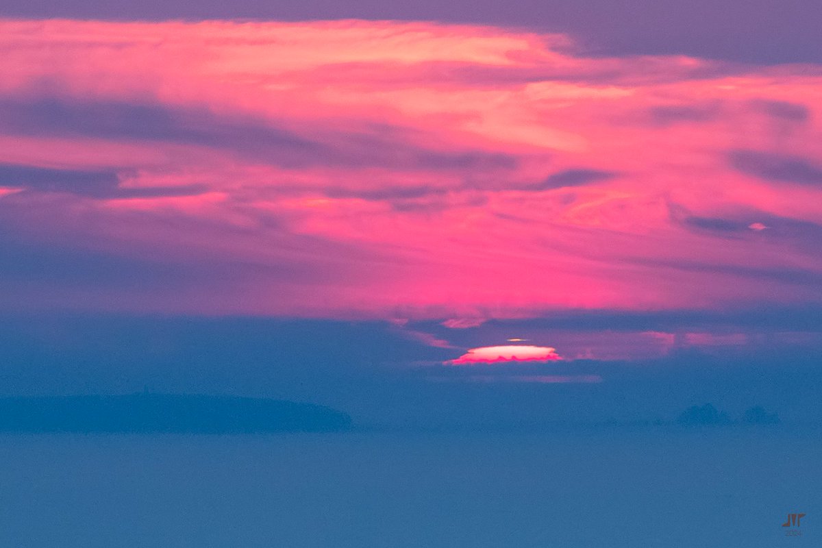 ¡feliz #equinoccio de marzo! equinoccios y solsticios: fiestas universales para todos los habitantes del planeta
@un <a href="/SpainUN/">España en la ONU</a> <a href="/antonioguterres/">António Guterres</a> <a href="/UN/">United Nations</a>ESCO <a href="/esa/">European Space Agency</a> <a href="/NASA/">NASA</a> <a href="/roscosmos/">РОСКОСМОС</a> <a href="/CNSA_en/">China National Space Administration (CNSA)</a>
#equinox #march 
#stopWars