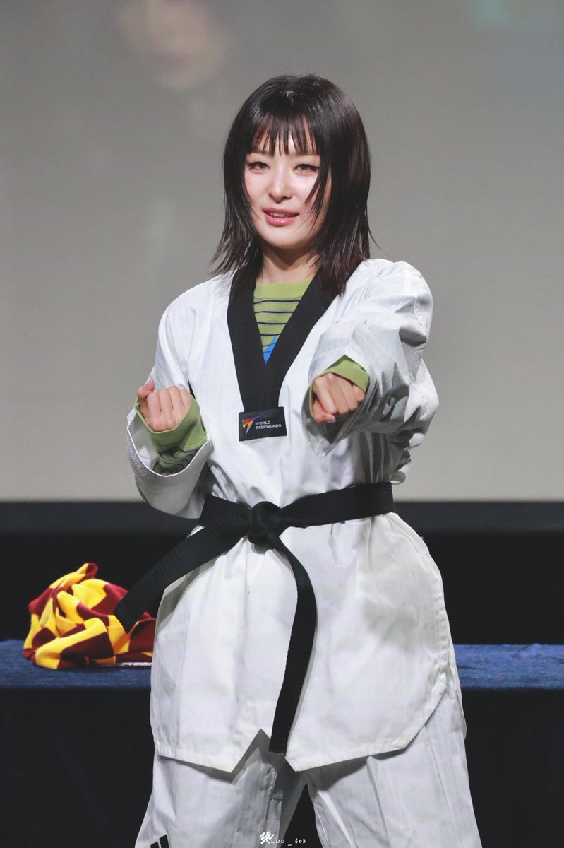luo_603's tweet photo. 250320 WM 팬싸 #슬기 #Seulgi
#슬기_babynotbaby https://t.co/3HEVDWRMDj