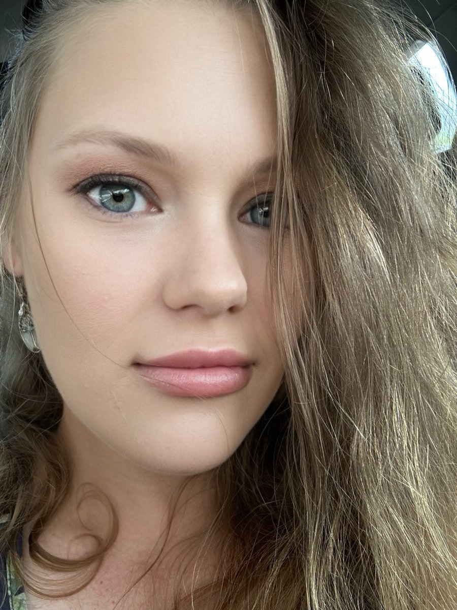 Marlayna29's tweet image. I have a story to tell. It will blow your minds. It’s so unbelievable but true. 

I really need your help spreading the word! 🙏 I understand most of you may not understand anything about the schizophrenia spectrum. 

It’s the #1 worst psychiatric disorder known in the world.