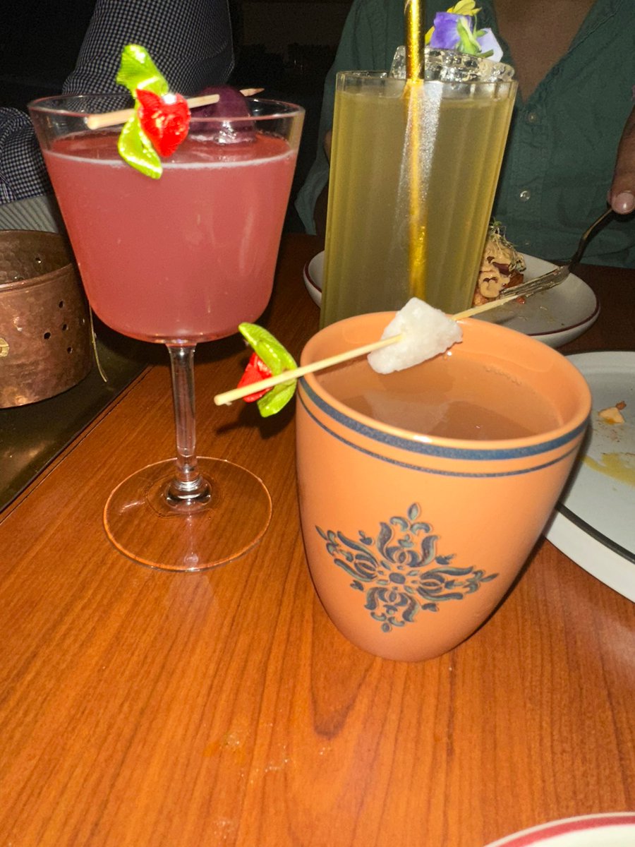free_style_chef's tweet image. The appetizer course at a fancy Indian restaurant in Manhattan (Ishq) was delicious! 

The cauliflower was my favorite. Cocktails &amp;amp; mocktail also tasty. 

#twittersupperclub #indianfood #appetizer #cocktail
