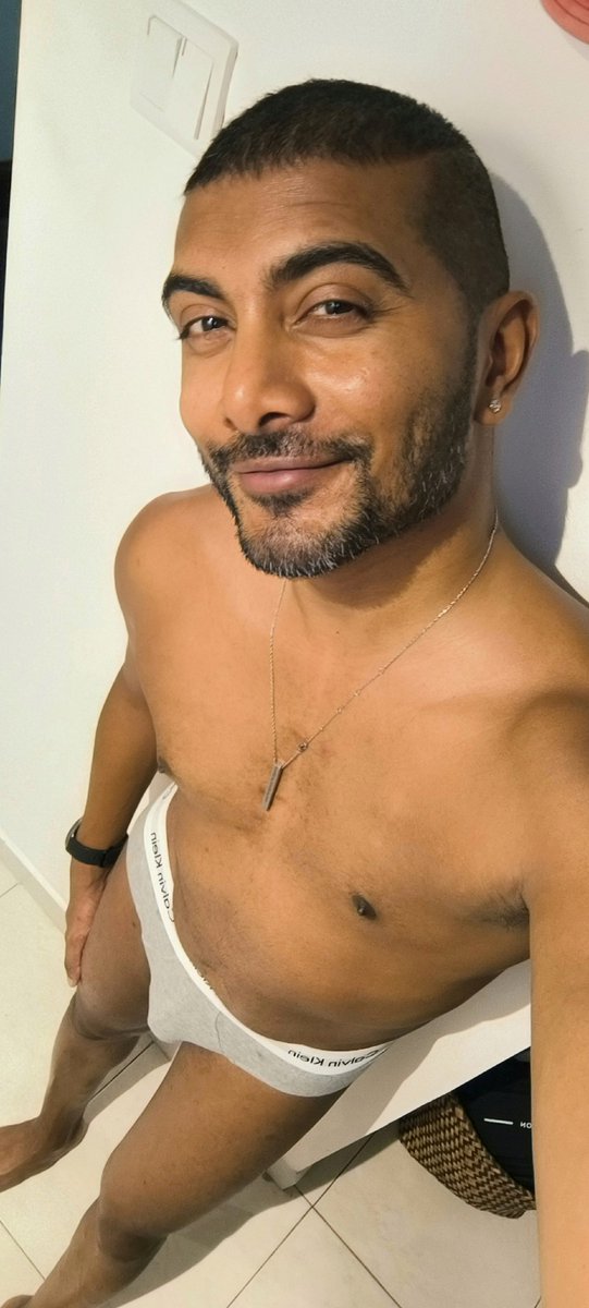 IamAgnar's tweet photo. Level 40: Upgraded, wiser, and still bringing the heat! 🔥 #FortyAndFlawless #HotAt40 #AgingLikeFineWine #StillGotIt https://t.co/i02MQj8dZ0