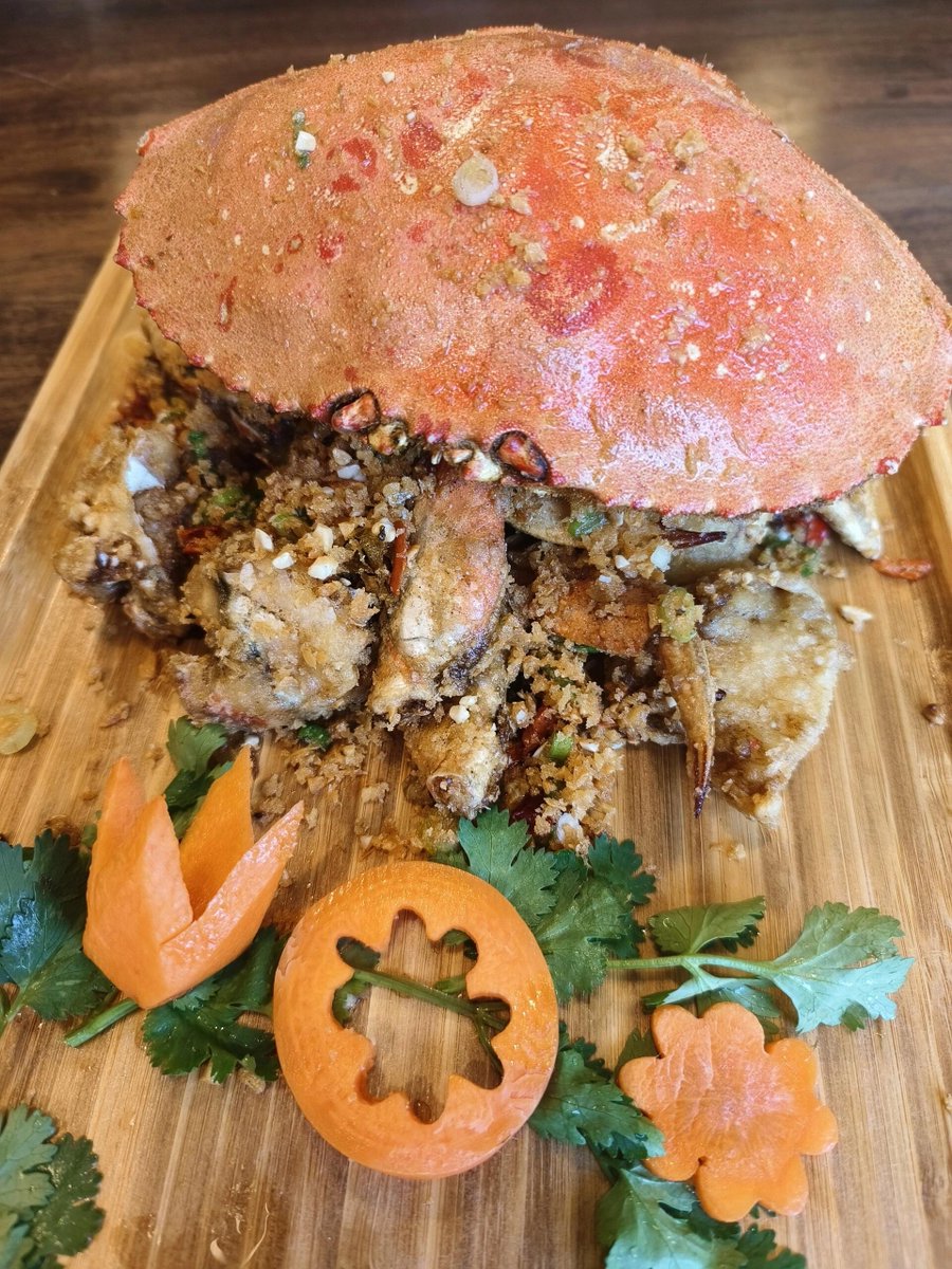 kaurpreet0203's tweet photo. My favourite seafood crab 🦀. Eat eat eat enjoy life! https://t.co/kCDNOQAs2W