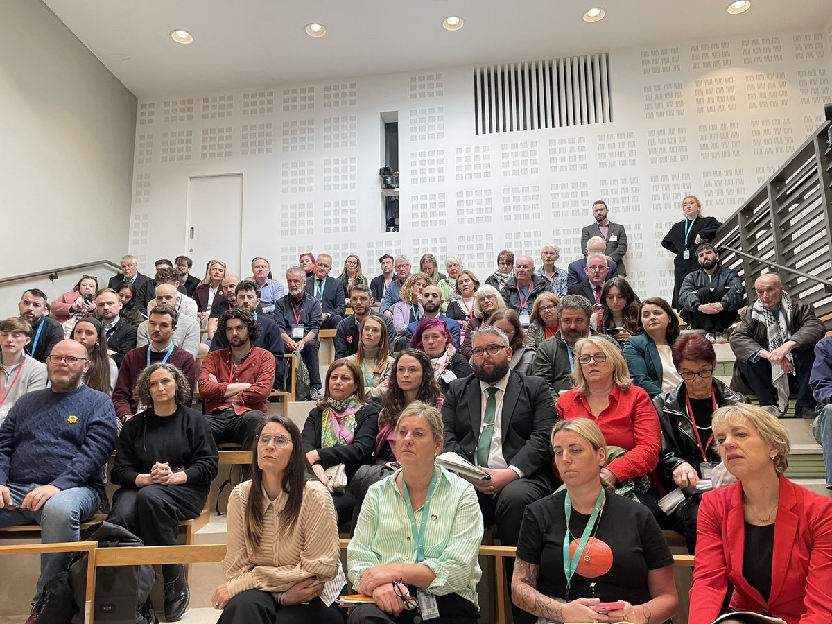 I was honoured to host a briefing today with the wonderful <a href="/FranceskAlbs/">Francesca Albanese, UN Special Rapporteur oPt</a> in Leinster House. The room was packed to capacity, and Francesca received a standing ovation. One key point she made was that Ireland is obligated under international law to honour the provisions of the