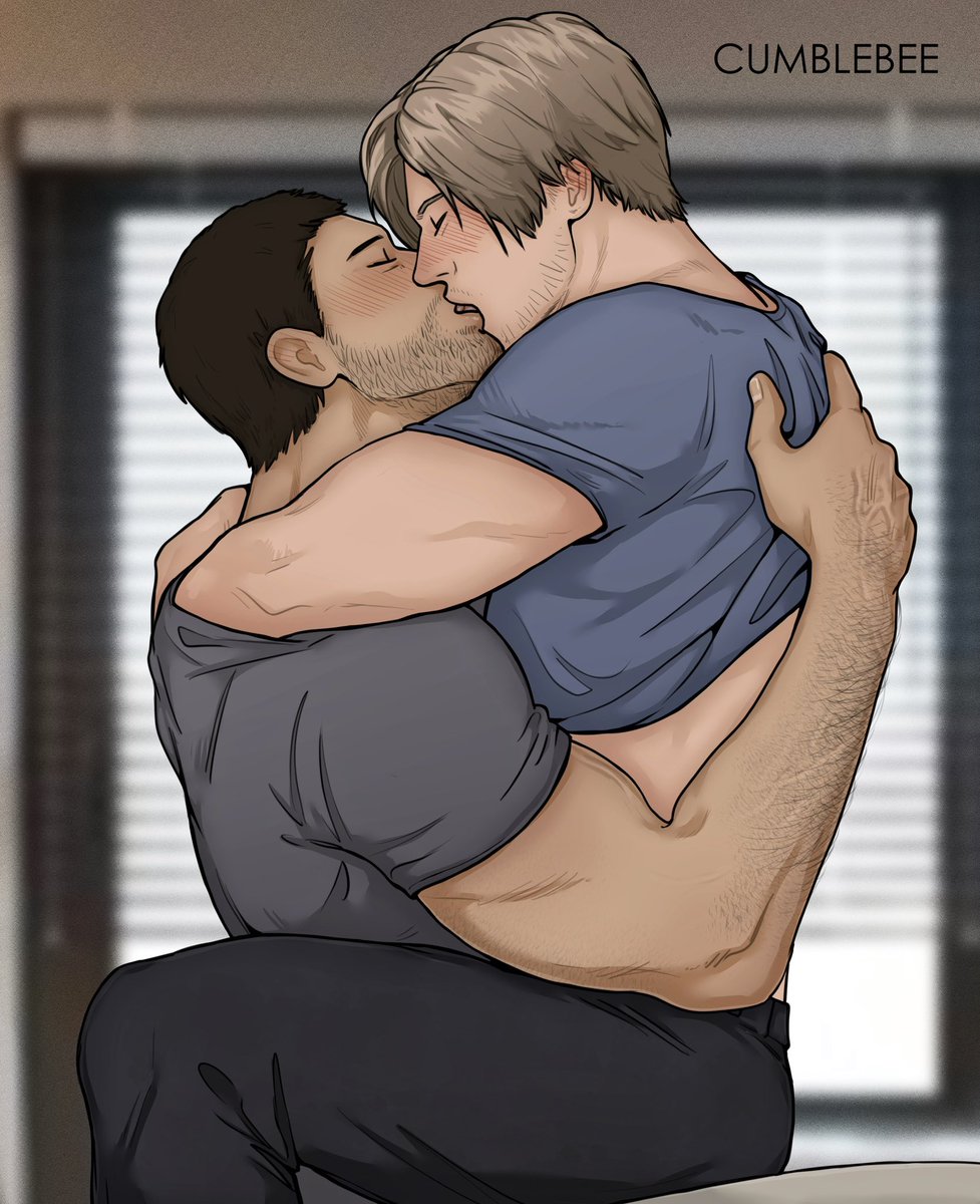 cumblebee's tweet image. Old man yaoi🗣️  #chreon #ChrisRedfield #LeonKennedy