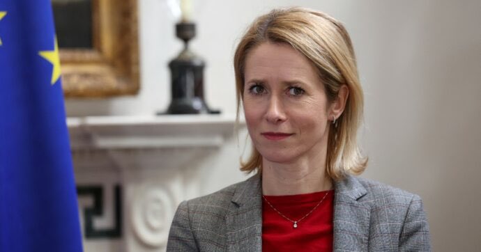 Si chiama Kaja Kallas è ministra degli esteri dell’Europa guerrafondaia e impaurita.  Pericolosa.Mentre Trump parlava con Putin di Ucraina lei proponeva invio di altre armi a Zelensky.Un piano da 40 miliardi ridimensionato a 5 miliardi.Disconnessa poco lucida dovrebbe dimettersi