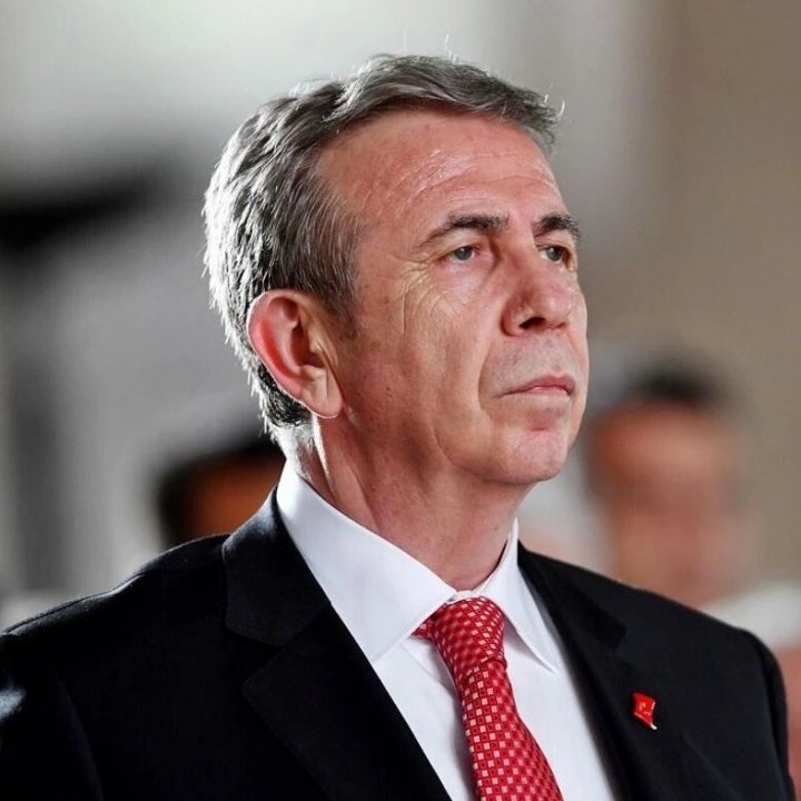 ajans_muhbir's tweet photo. Mansur Yavaş: "Konuşmama Atatürk'ün sözüyle başlıyorum: 

'Arkadaşlar! Gidip, Toros dağlarına bakınız, eğer orada bir tek yörük çadırı görürseniz ve o çadırda bir duman tütüyorsa, şunu çok iyi biliniz ki bu dünyada hiç bir güç ve kuvvet asla bizi yenemez.'

Bu ülkenin evlatları olarak hiç unutmadık!"