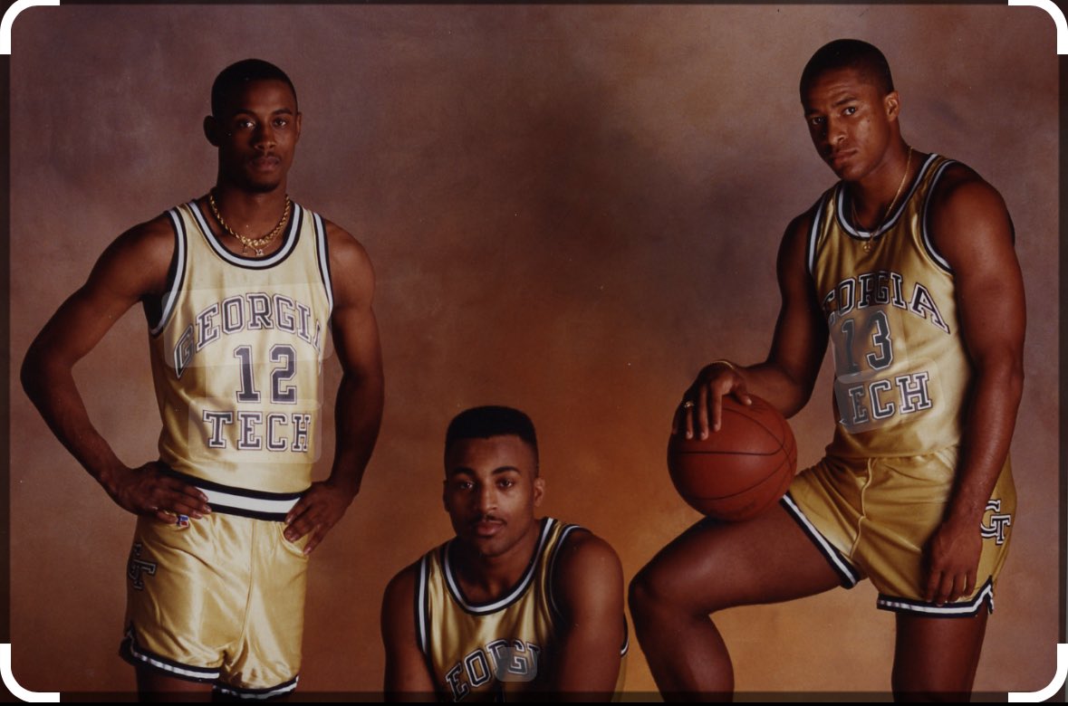 GlennD81's tweet photo. @Super70sSports These guys at least hung in tight the game before https://t.co/C5IKvcG1Yy