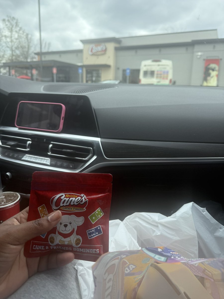 thomas ひ tweet media