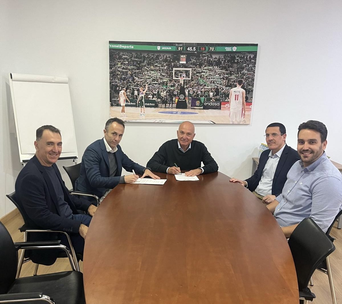 Catedra Salud y Dolor tweet media