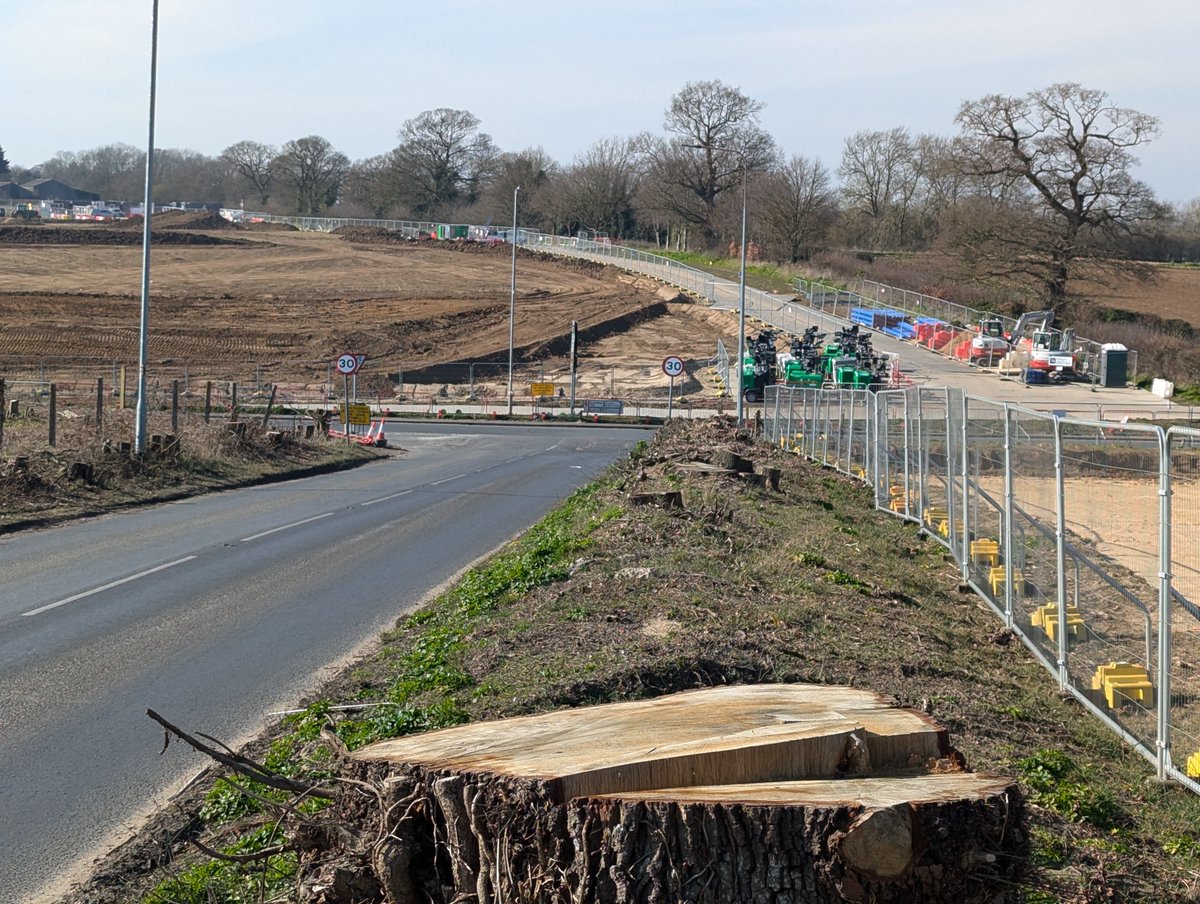 Whilst UK moves into austerity, #Labour continues to spend taxpayer £bns on ripping up the precious wildlife rich #Suffolk countryside for the Sizewell C white 🐘which will increase electricity bills from build start but not generate power for 13/17yrs!
Cancel Sizewell C now