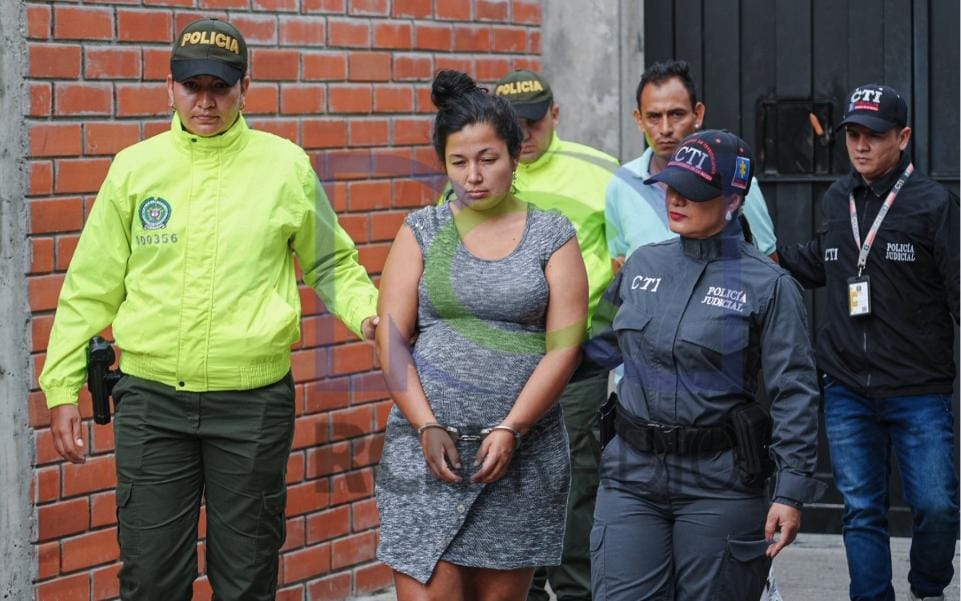 LAFM1150Neiva's tweet photo. Neiva: Legalizada la #captura de Wilson Guerrero y Karol Méndez, presuntos responsables de la muerte de Jordán Cerón, el niño de dos años que llegó sin signos vitales al centro asistencial con #aparentes signos de violencia. https://t.co/xzfU71QcHy