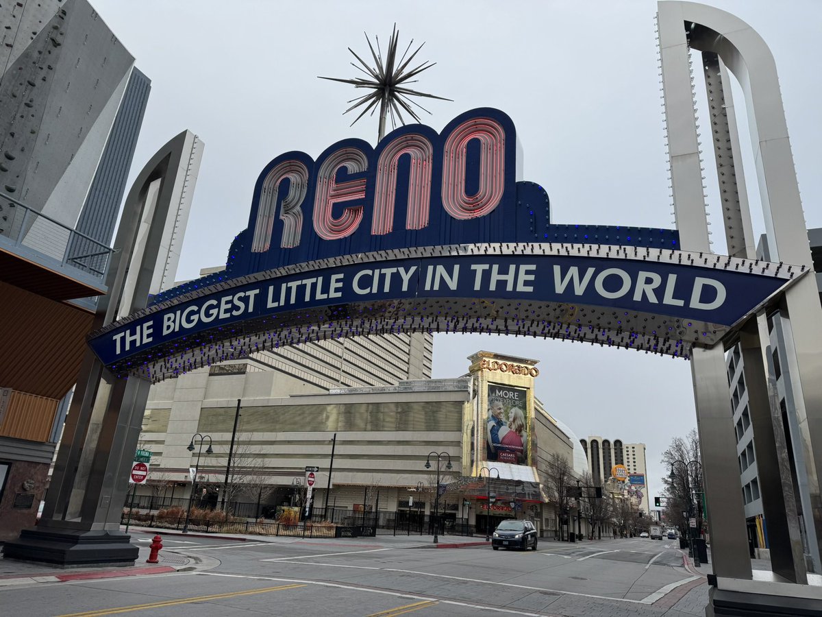 DaveRyno12's tweet photo. So long Reno! What a week of great bowling at the @PBATour World Series of Bowling @FS1 with Hall of Fame analyst Randy P and ace reporter @MissPressler amazing bowling and great TV shows. #WSOB #PBATour https://t.co/LDyiIXgHO6