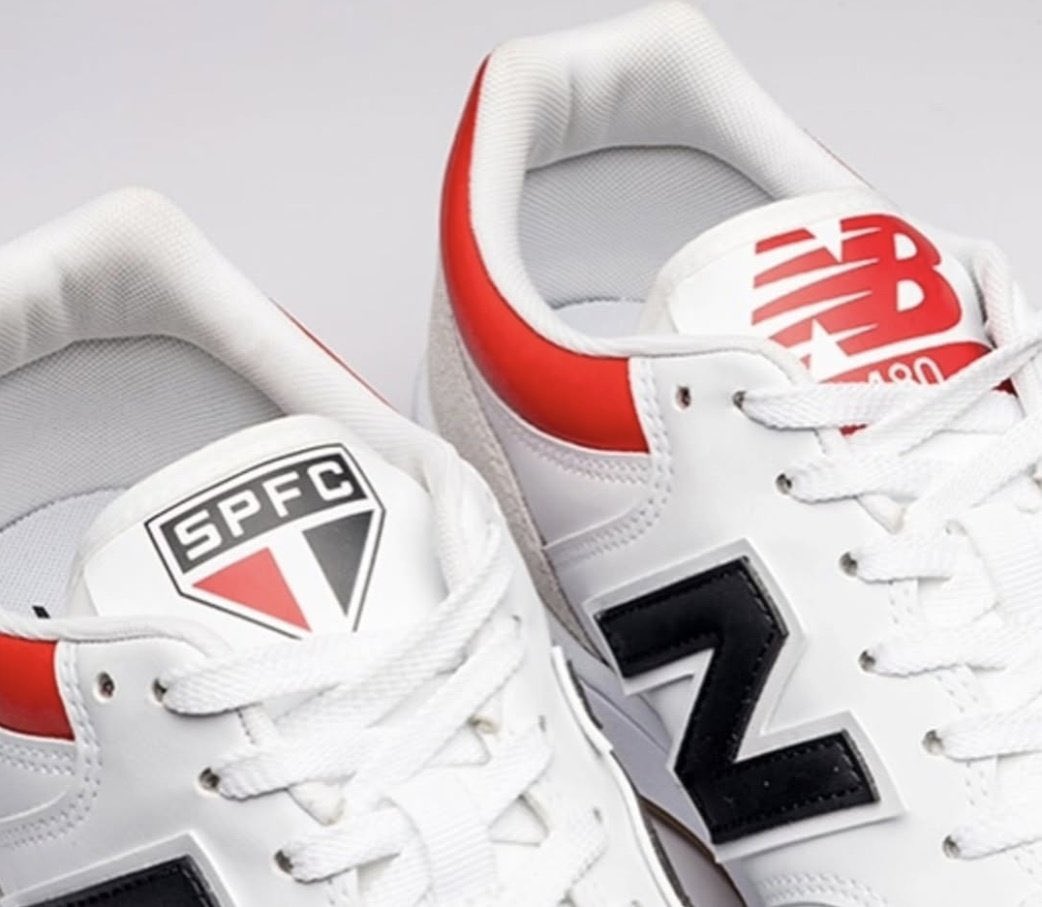 sdmlinks's tweet image. New Balance 480 x São Paulo FC.