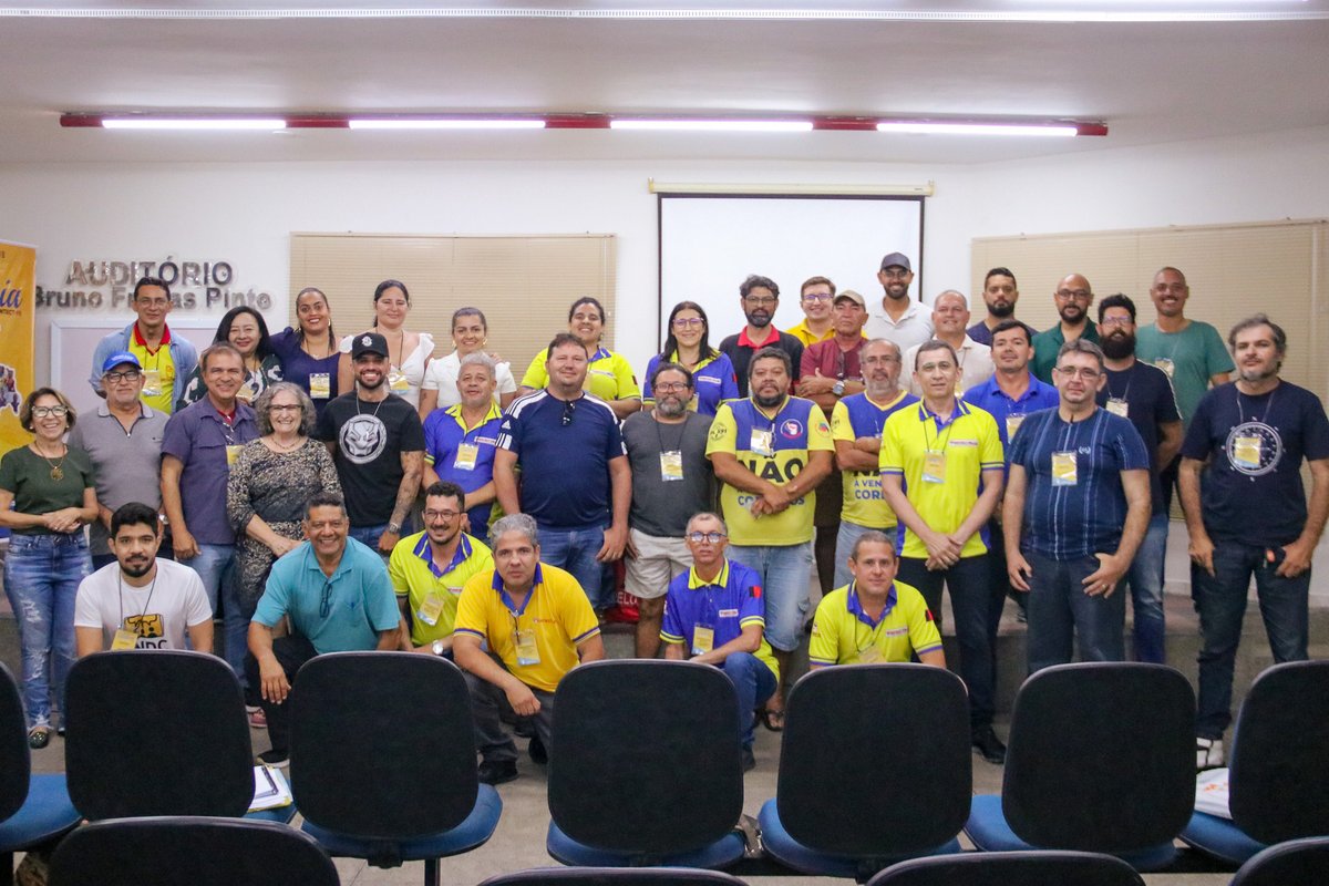 sintectpb's tweet photo. Empossada diretoria no Conselho Deliberativo do SINTECT-PB

No último dia 15, o SINTECT-PB realizou o Conselho Deliberativo com um debate sobre os desafios enfrentados pela categoria e a necessidade de fortalecer a organização dos trabalhadores diante das ameaças do capital. https://t.co/lYnvXcranE