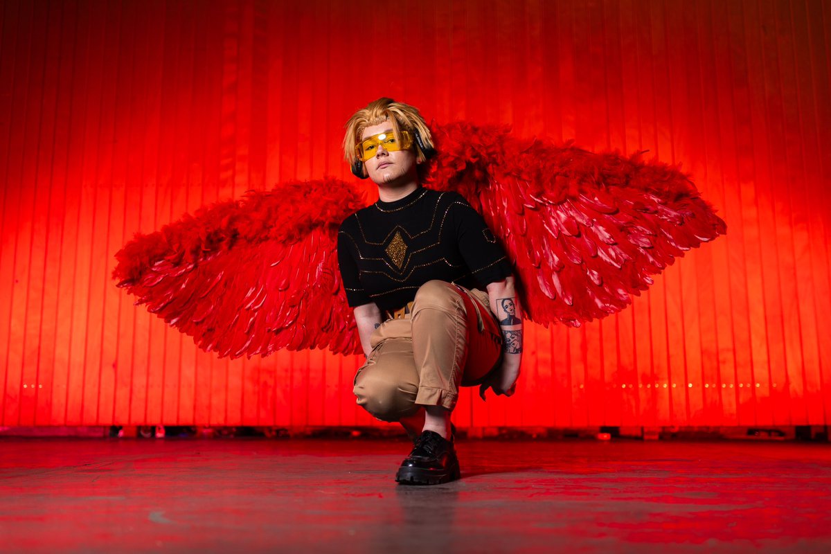 J’suis amoureuse carrément

#cosplay #parismanga #myheroacademia #bokunoheroacademia #僕のヒーローアカデミア #mha #bnha #hawks #keigotakami #takamikeigo #takami #keigo