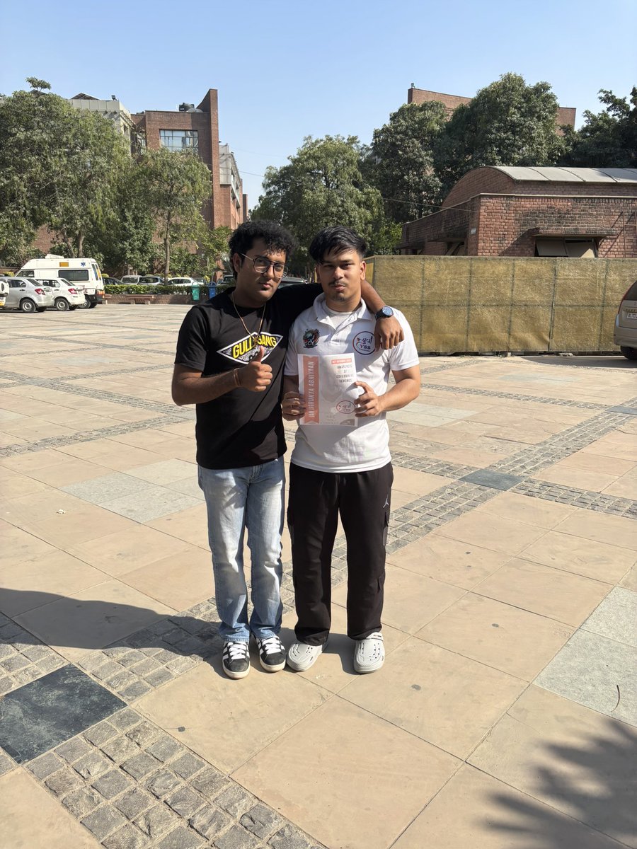 AnmolSaini___'s tweet photo. #yss_AnmolSaini

Informed citizens, empowered communities! Through Jan Jagrukta Abhiyan, we engaged with people and shared knowledge about government schemes. Grateful to contribute to this impactful cause with YSS Foundation https://t.co/a0r4aHGbwq