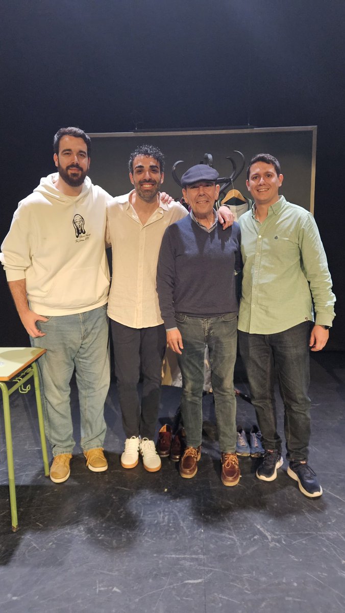 🟣 Hemos entrado en el <a href="/TeatroPathe/">Teatro Pathé</a> para conocer, de la mano de sus protagonistas, la obra “DERBI DE RAMOS”.

📺 Asistimos a los preparativos, desde dentro, en un reportaje de <a href="/GRayoVictor/">Víctor García-Rayo</a>.

✅ Hoy, a partir de las 21.30h en 𝐋𝐀 𝐏𝐀𝐒𝐈𝐎́𝐍

📲 <a href="/lahistoriasanta/">Alberto Maldonado</a> #SSanta7TV