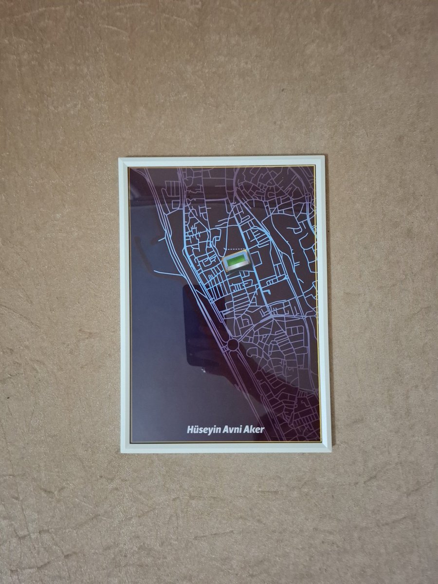 Hediye ettiği için öncelikle <a href="/zforzambrotta/">Gökhan Erdem</a> lorduma, ardından da sevgili <a href="/gorilofc/">Gorilofficial</a> 'ye bu şahane ürünü çıkarttığı için teşekkürler, eline emeğine sağlık ❤️💙 Ürün için sayfaya giderek linkten tüm ürünlere ulaşabilirsiniz!