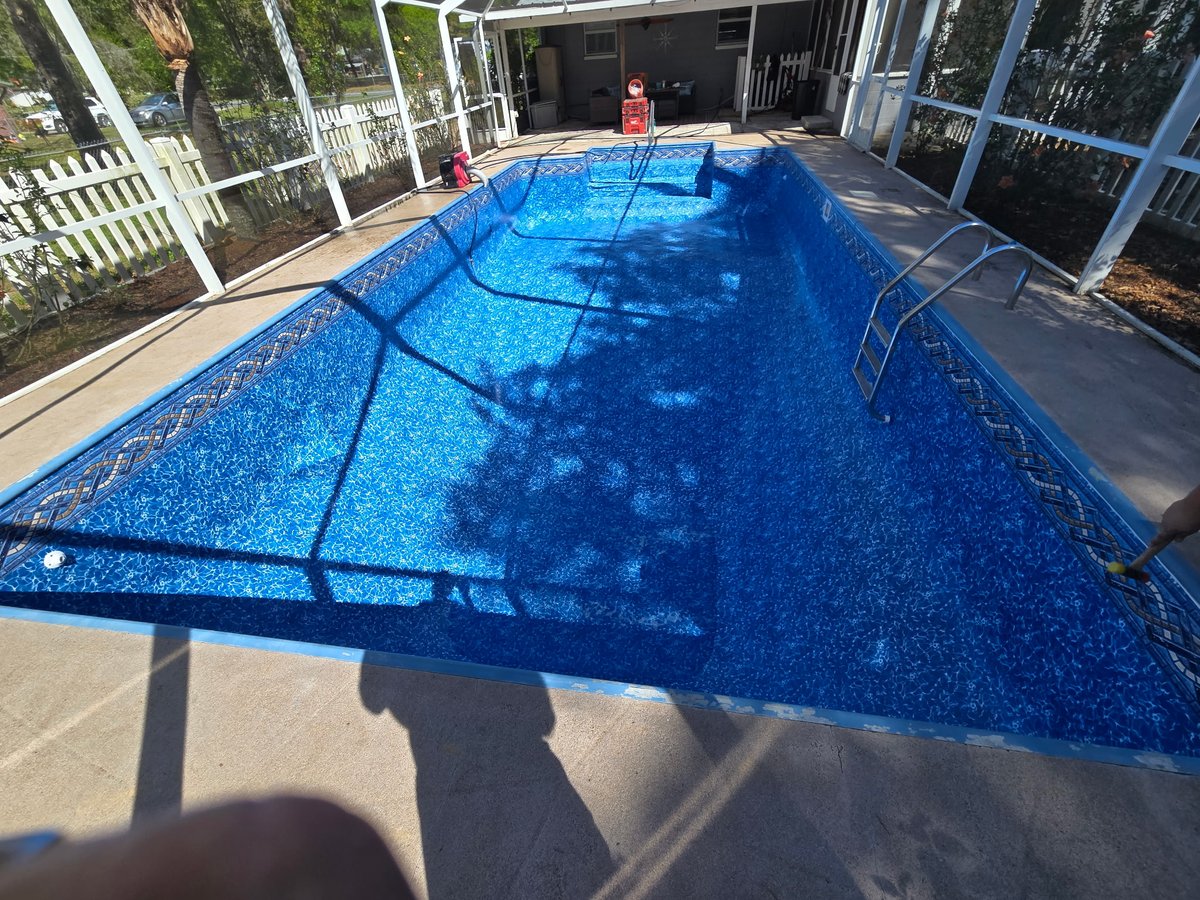 ppalmpools's tweet image. Just refreshed a customer&apos;s pool with a new Panama Royal Prism pattern Latham Vinyl Liner with non-skid tex-tread on the stairs. Also we refreshed all the trim and faceplates with Hayward products. Overall  Another satisfied customer. #PoolRefresh #QualityPoolRenovations