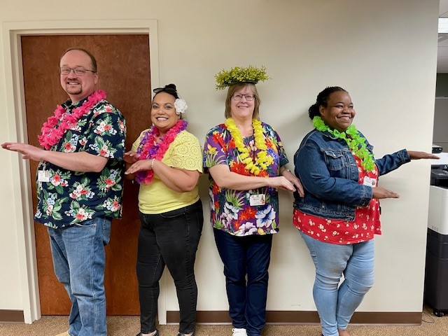 FriendlySeniorLiving tweet media