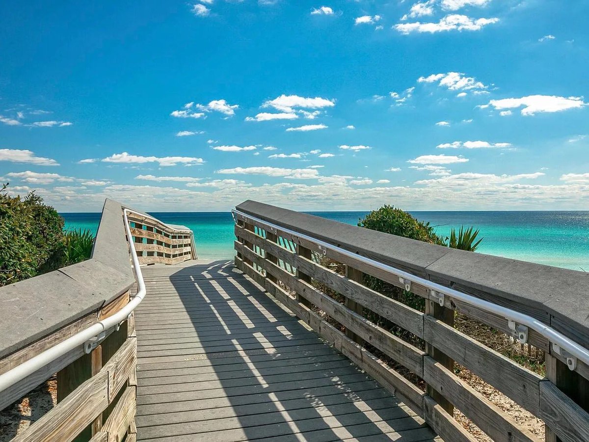 First day of spring!
30A Getaway 💚🩵🤍💙