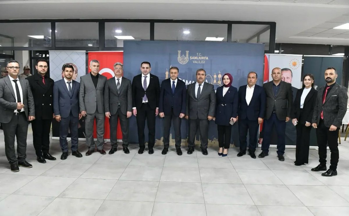 …
✨Şanlıurfa Valiliği 
✨Ramazan Buluşmaları 
✨Hilvan İftar Programı 

Şanlıurfa Valimiz Sayın <a href="/hasansildak/">Hasan ŞILDAK</a> ’a şükranlarımızı sunuyoruz.

<a href="/tcmeb/">Millî Eğitim Bakanlığı</a> <a href="/UrfaValiligi/">T.C. ŞANLIURFA VALİLİĞİ</a> <a href="/hilvankaymakam/">T.C. Hilvan Kaymakamlığı</a> <a href="/orhangazikrakas/">Orhan Gazi KARAKAŞ</a> <a href="/sanliurfammem63/">Şanlıurfa İl Milli Eğitim Müdürlüğü</a> <a href="/Hilvan_MEM/">Hilvan İlçe Milli Eğitim Müdürlüğü</a>