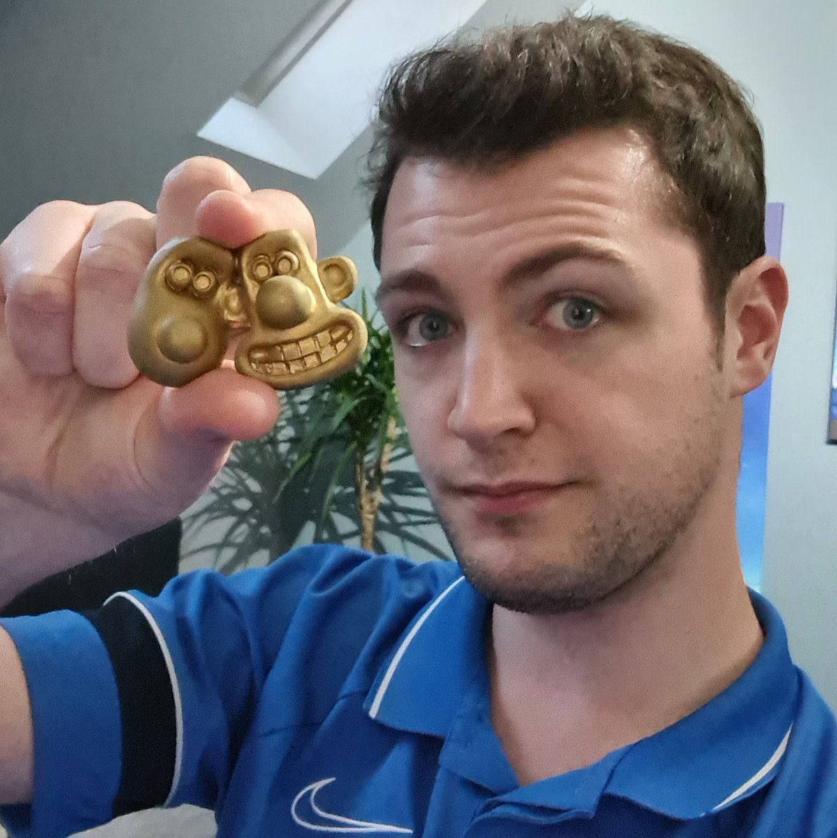 SomeBoiOnlineYT's tweet image. Special thanks to @GabLab1141 for this rare piece of Wallace &amp;amp; Gromit memorabilia, which could only be obtained at performances of the infamous 1997 stage show "Alive on Stage in a Grand Night Out"...