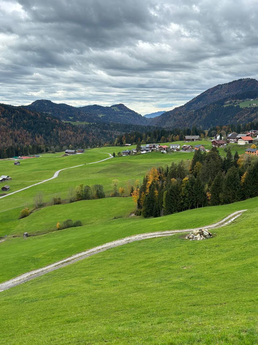 lalithefucker's tweet image. What kind of life is considered perfect?