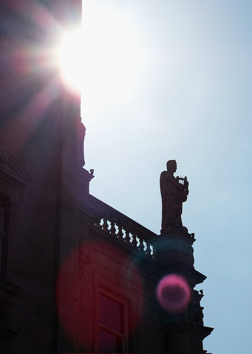 Maeni's External Memory tweet media