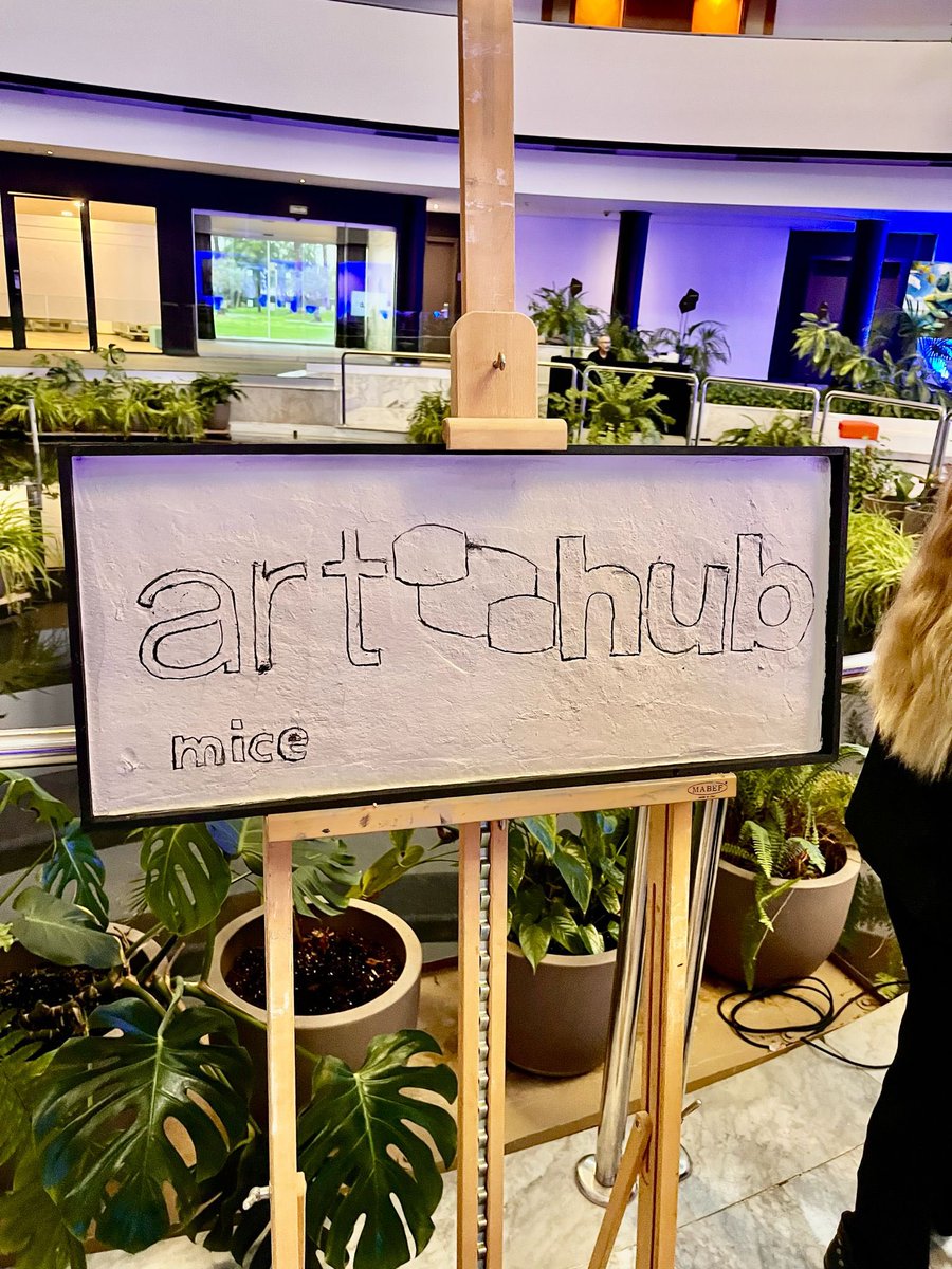 puntomice's tweet photo. Hoy estamos en #Sevilla (España) para descubrir #ArtHub, un proyecto artístico y cultural que engloba el arte histórico de la ciudad y el talento emergente de la capital hispalense en un solo espacio: el hotel Barceló Sevilla Renacimiento.
@barcelohoteles #GrupoPUNTOMICE https://t.co/p94IGTljIF