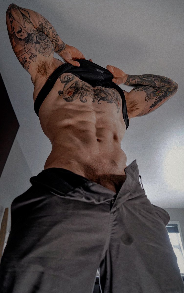 bigcxlucci's tweet image. ⠀

                         ، 𝐋𝐔𝐂𝐀 𝐂.

            𝐈𝐭𝐚𝐥𝐢𝐚𝐧  &apos;&apos;  𝐛𝐢𝐠 𝐎𝐅 𝐜𝐫𝐞𝐚𝐭𝐨𝐫
             𝟭𝟵𝟵𝟲⠀/⠀𝖇𝖎𝖘𝖊𝖝𝖚𝖆𝖑⠀/⠀𝗯𝗶𝗴 𝗯𝗿𝗼𝘁𝗵𝗲𝗿
            ᴅᴏᴍᴛᴏᴘ / ᴄᴀʙʀᴏɴ / ɢʏᴍʙʀᴏ