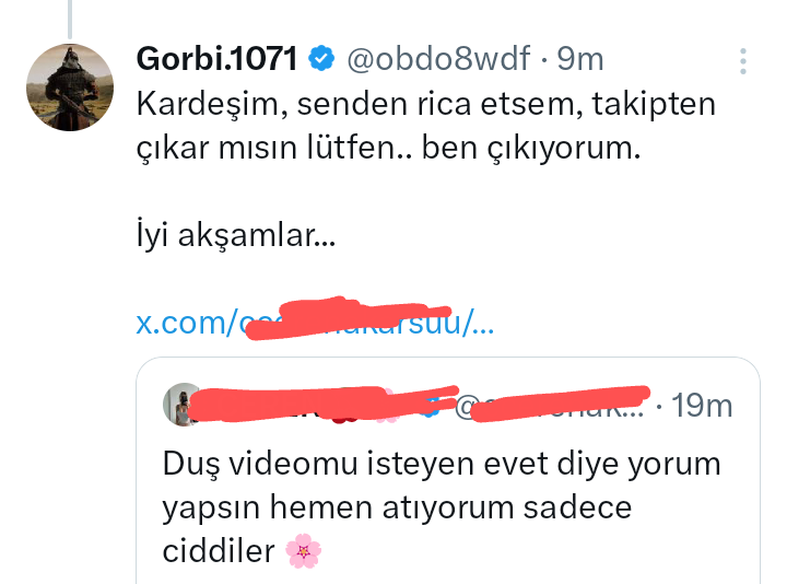 Herkese iyi akşamlar,

Arkadaşlar, mesajlarıma like, reply, rt yapanları merak ederim ve bakarım demiştim daha önce.
Bu mesajıma konu olan hanımefendi bir mesajıma like atmış. Kontrol ettim her zaman ki gibi...
Kimsenin hayatı beni ilgilendirmez ve saygı duyarım, duymaya