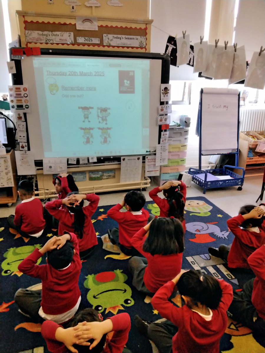 LeighPrimary's tweet photo. RB learnt about where vegetables come from. They also tried radish and avocado...there was definitely mixed views on the taste! #fay5aday #startwell #lifelonglearners @startwellbham https://t.co/AahQi1aDPB