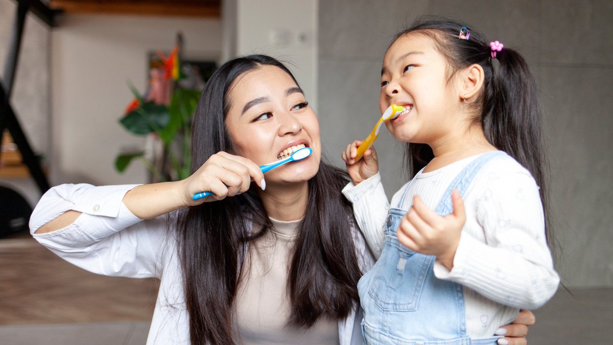 DeltaDentalOH's tweet photo. It's #WorldOralHealthDay! The perfect time to remind you about the importance of #preventive #OralHealth care. Find out if you're doing all you can to reduce your risk of dental problems.  https://t.co/9qjLc0yPCf https://t.co/oyNPGv9FCf