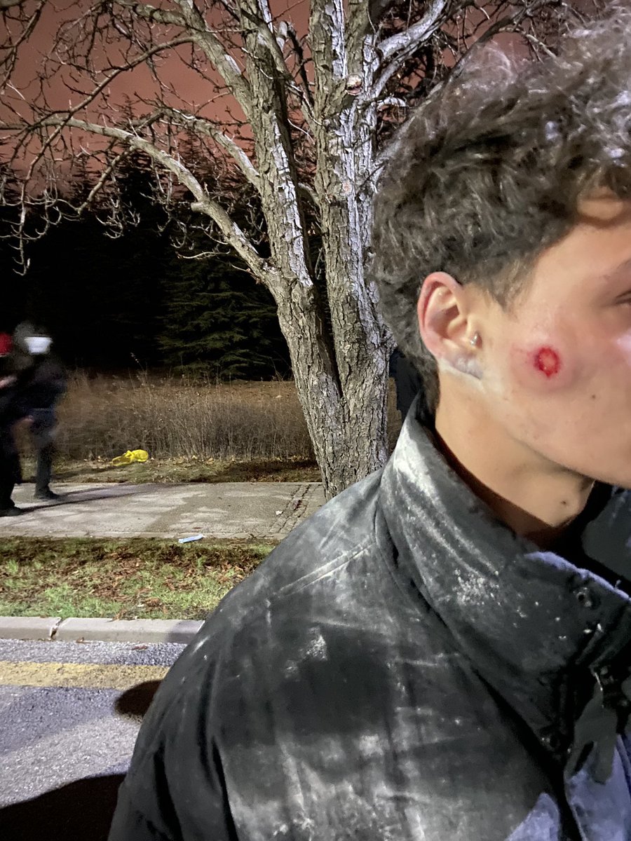 Polis, ODTÜ'de direnen öğrencilere şiddet uyguladı!