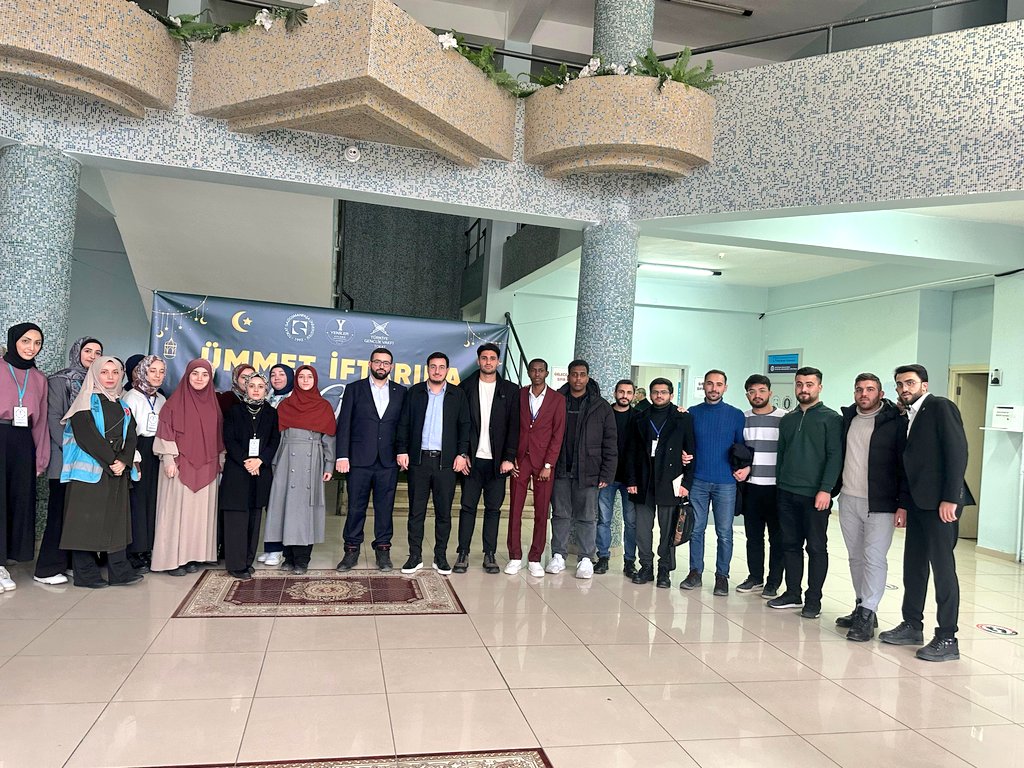 BerkanIslamogl's tweet photo. 📍 Tokat 

Üniversite Koordinatörlüğümüzün Haftalık Yönetim Toplantısını gerçekleştirdik.

Yapacağımız çalışmalar hakkında istişarede bulunduk. 

Söz verdik, 

Fakülte Fakülte !
Sınıf Sınıf !
Çalışacağız,Çalışacağız,Çalışacağız☝️

Çünkü #KampüslerBizeEmanet https://t.co/qwsp77x1pV
