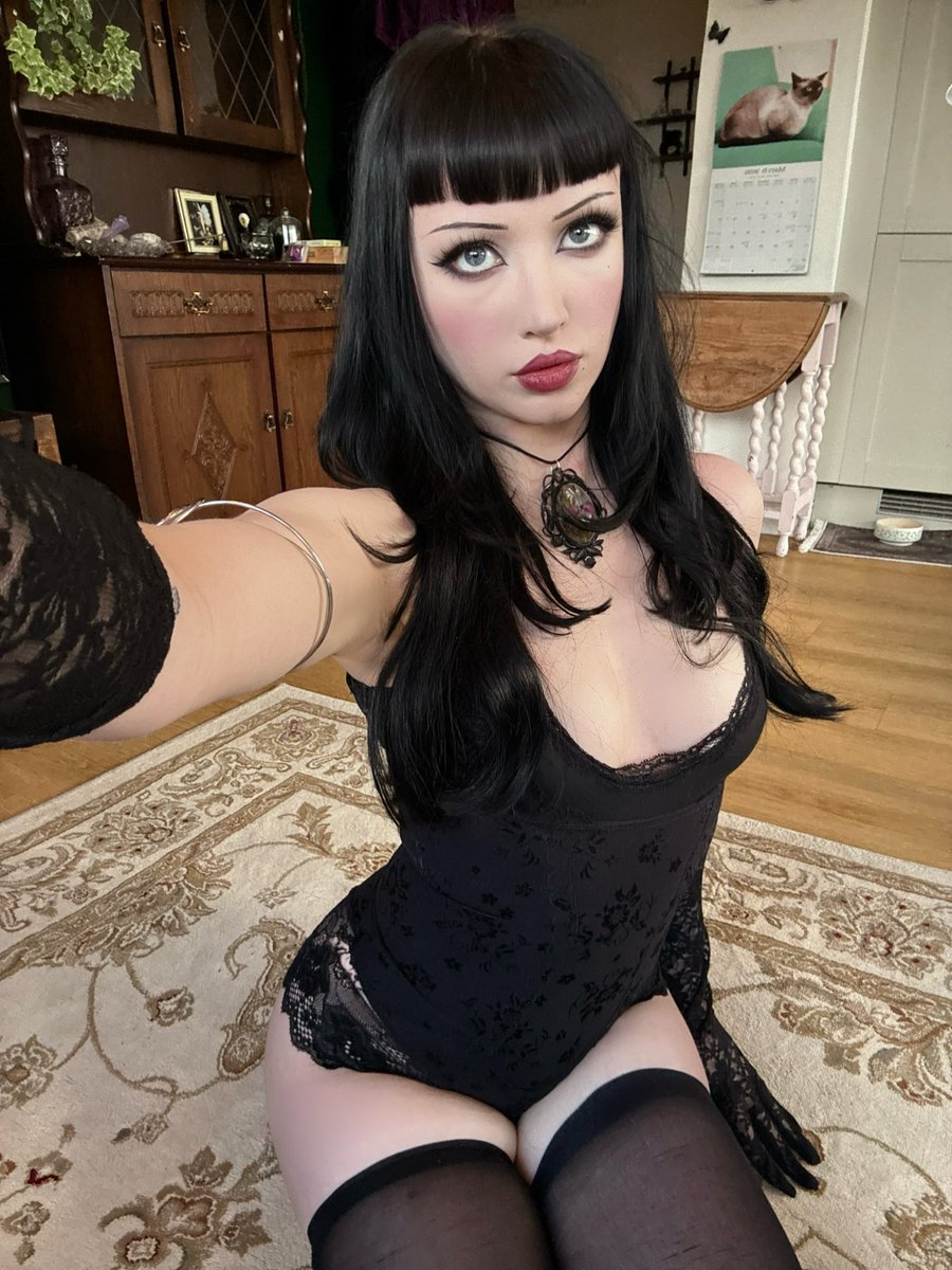 Content from spookydressup