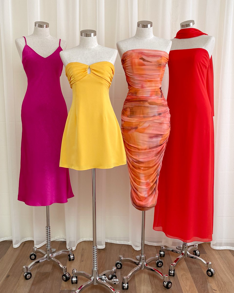 lulusdotcom's tweet image. proof that dopamine dressing works ☀️💗💐 shop these vibrant dresses for your next tropical getaway here: lulus.visitlink.me/8Ixk2m

#lovelulus #weddingguest #weddingguestdress #beachvacation summer wedding guest dress, summer 2025, cocktail dress