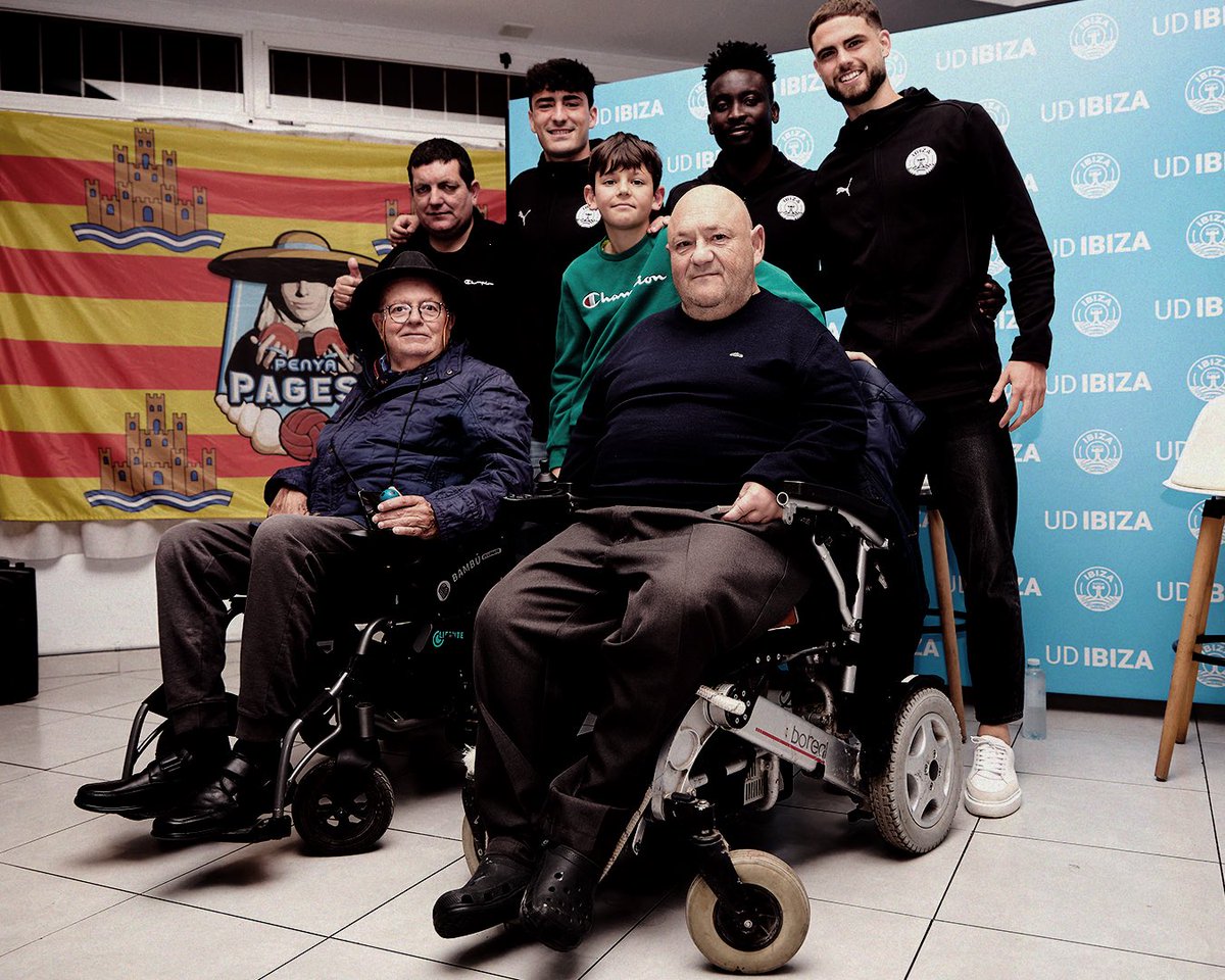 🌊 En familia, con nuestras peñas. 

🏴‍☠️ <a href="/CorsariosIbiza/">Peña Corsarios UD Ibiza 🦈🩵</a> 
👨‍🌾 <a href="/PenyaPagesa/">Penya Pagesa 🩵👩🏻‍🌾👨🏻‍🌾</a> 
♿️ Penya PMR Ibiza
🏖️ Penya Cala de Bou 

#SiempreIbiza 🩵