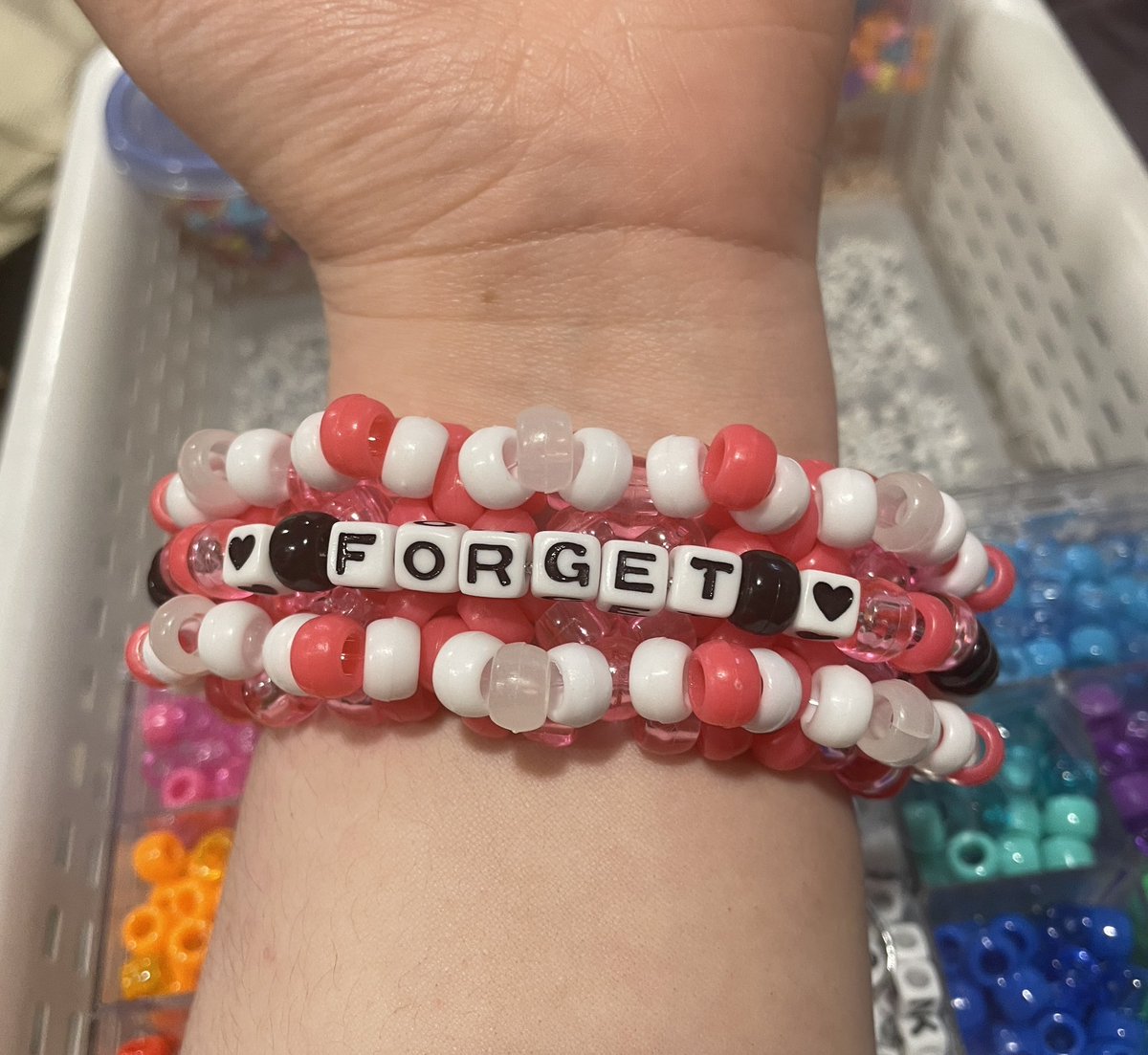 made a lil smth for the release tonight 🤍