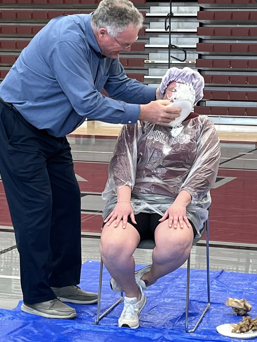 I think Seniors were confused because today wasn’t pi day, but it was fundraising for Senior Class day! Oh what we do for our Seniors!