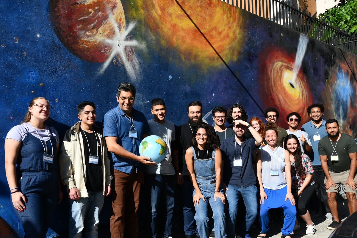 Congratulations to Team Brazil for successfully hosting their Data Science regional hackathon this week at CBPF. 

Well done to Ricardo Ogando , Clecio de Bom and the rest of the team for all their efforts and dedication in making this hackathon a success! 

#DSRH2025