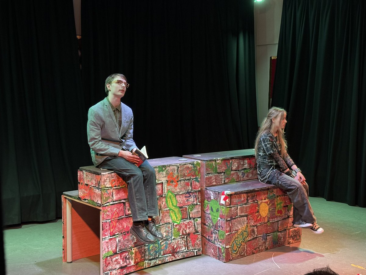 HarrisAcMusDram's tweet image. A fantastic night watching our @harrisacdundee N5 and Higher drama pupils perform to their friends and family. Roll on the exams next week! Thank you to Mrs Murphy, Mr Billington and Mr Mordente for preparing everyone, they were amazing! 🤩 #dundeelearning