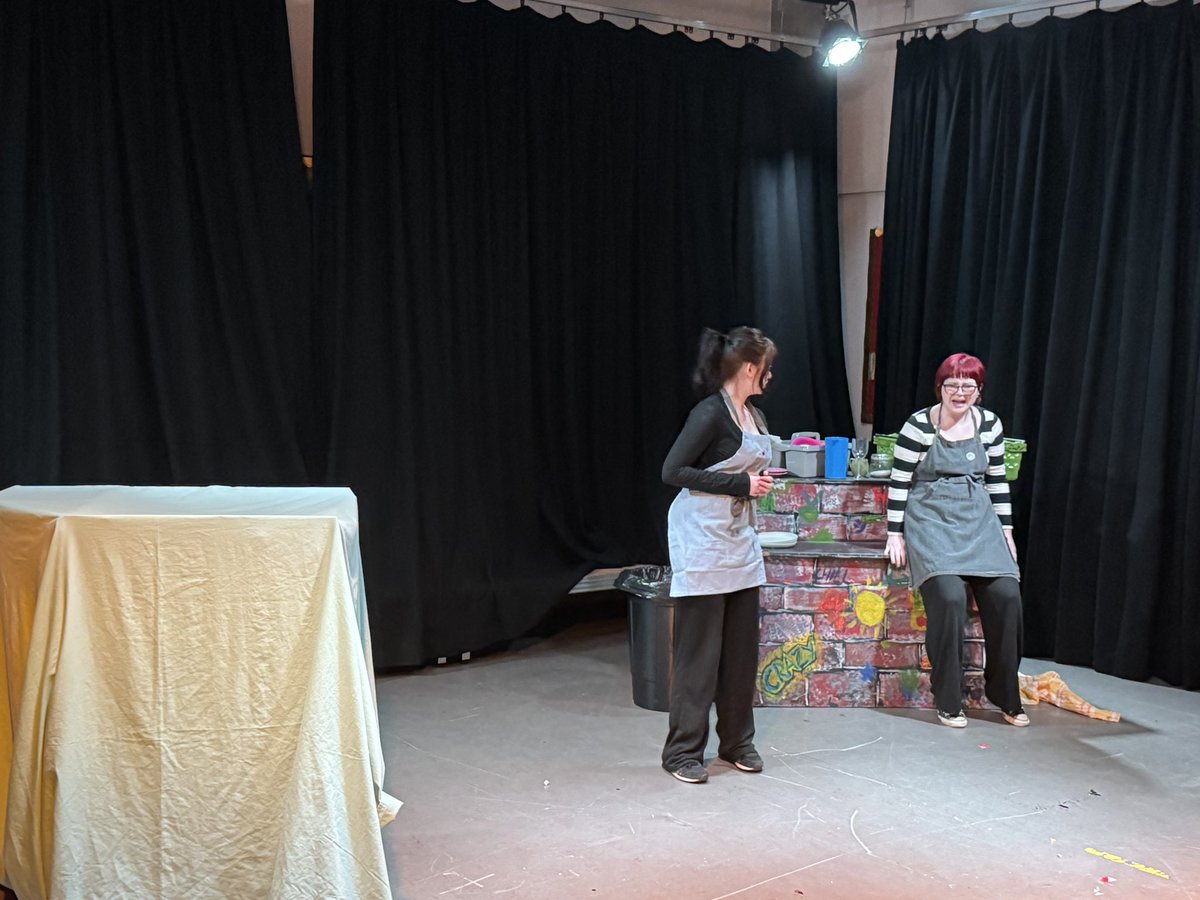 HarrisAcMusDram's tweet image. A fantastic night watching our @harrisacdundee N5 and Higher drama pupils perform to their friends and family. Roll on the exams next week! Thank you to Mrs Murphy, Mr Billington and Mr Mordente for preparing everyone, they were amazing! 🤩 #dundeelearning